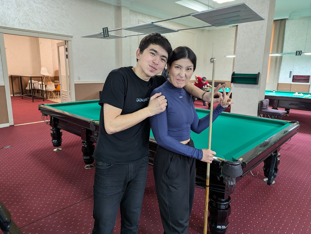 Друзья бильярда - Андрей Хлопонин