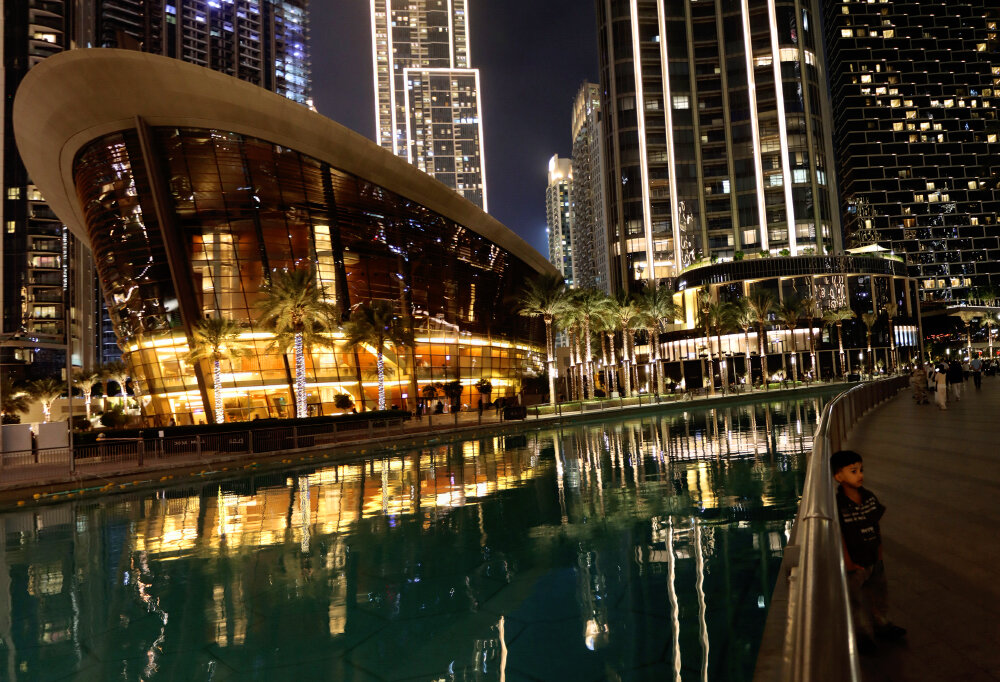 Вечер отражается в городском канале... - Галина Ильясова