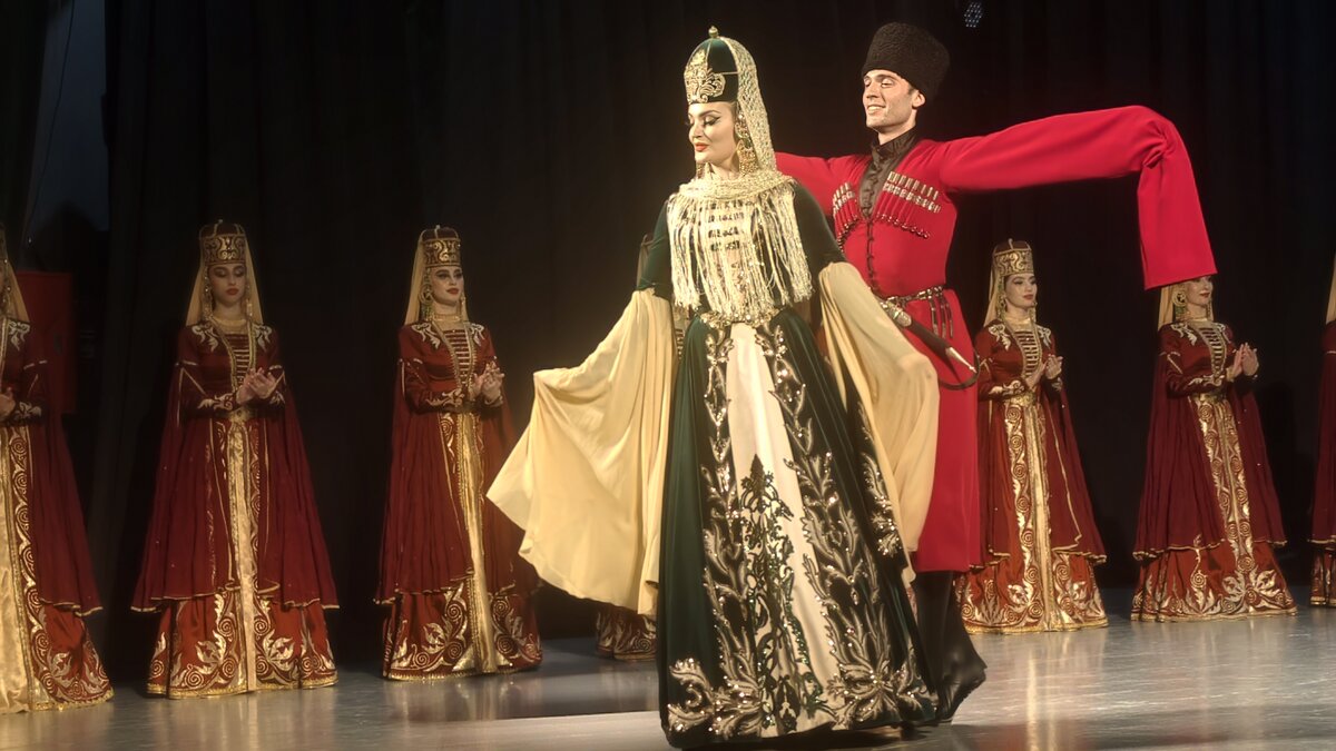 Кавказкие танцы - Мариша Кавказкие танцы - Мариша