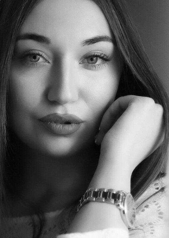 Портрет . - Александр Кордюков