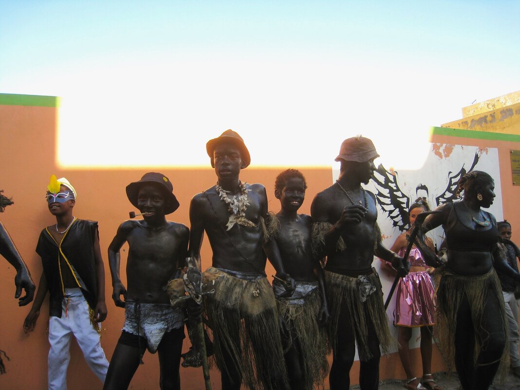 Африканские ребята, остров Санту-Антан, Кабо-Верде. - unix (Илья Утропов)