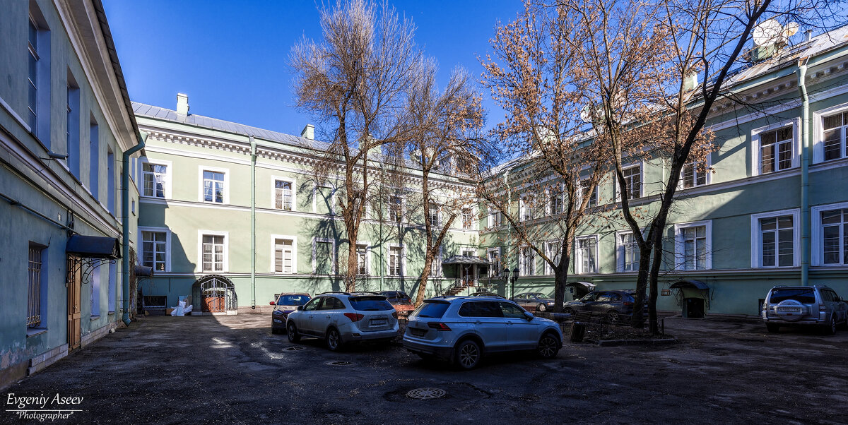 Дворы детства моего - Евгений Дворы детства моего - Евгений