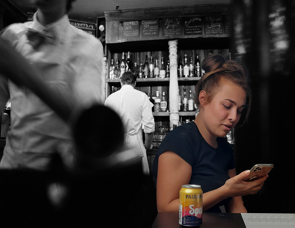 В баре - Valziwa В баре - Valziwa