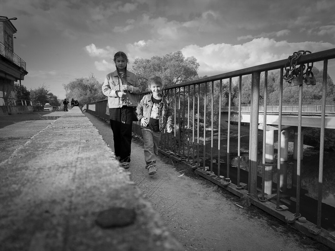 на мосту - Артём Евтюхов