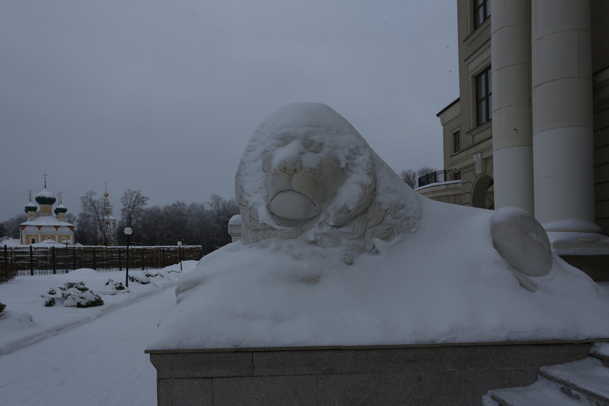 Углич - Ninell Nikitina