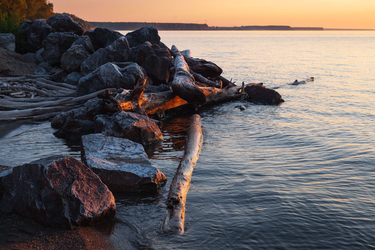 Бердский залив в закате - Антон Лихач Бердский залив в закате - Антон Лихач