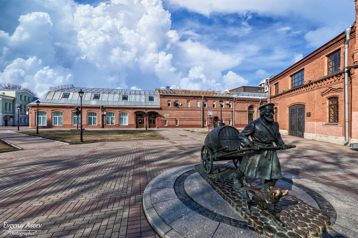 Потому что без воды и ни туды, и ни сюды... - Евгений 