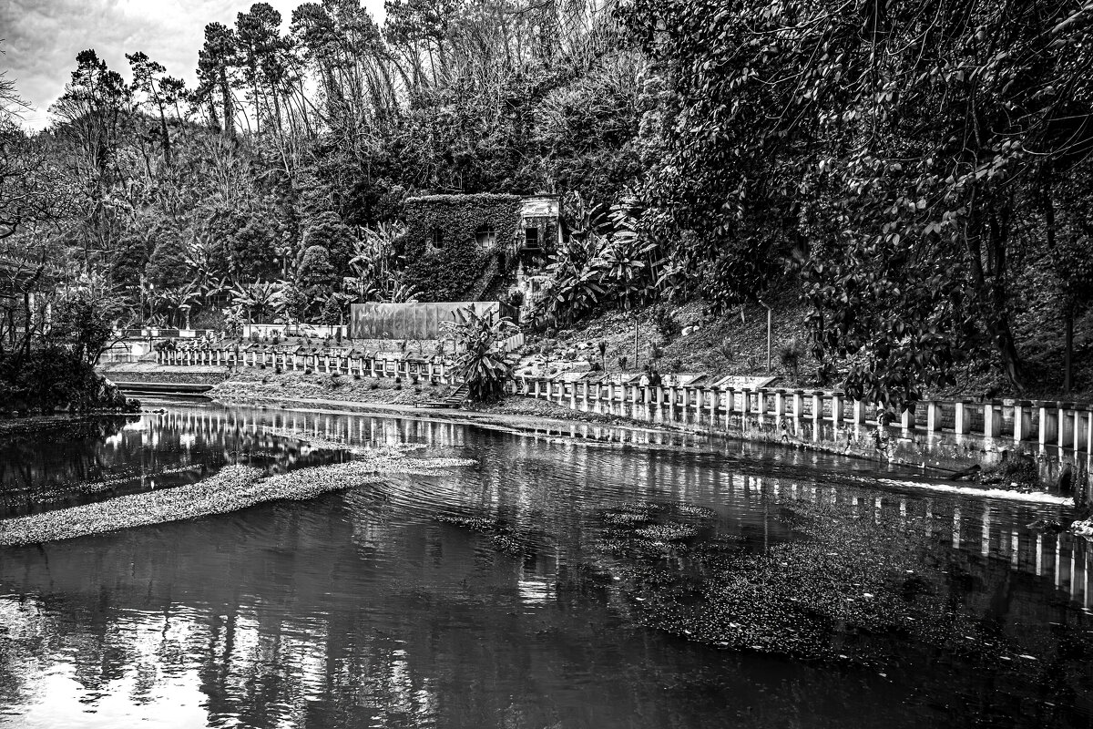 У пруда - Eugene *