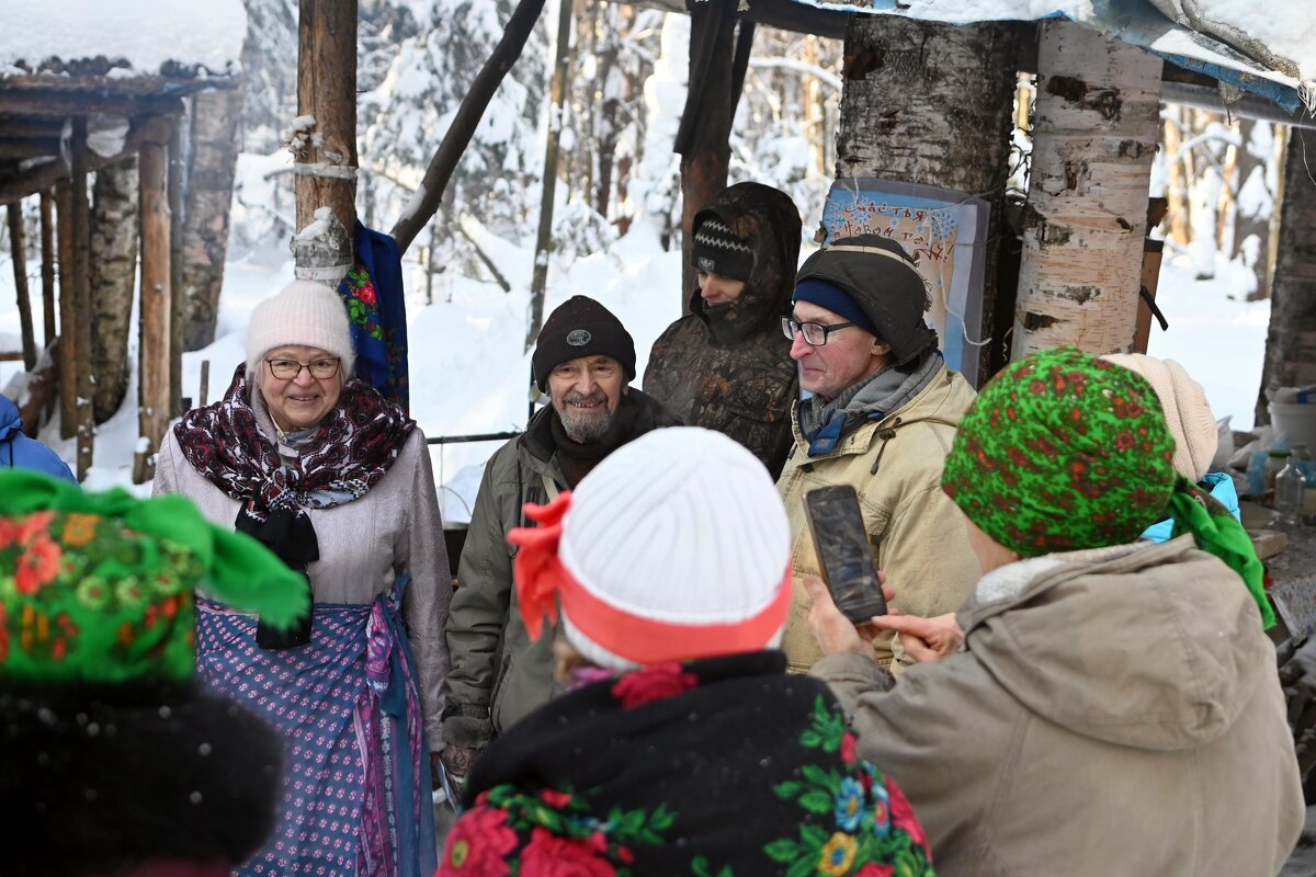 В тесном кругу. - ВикТор Быстров
