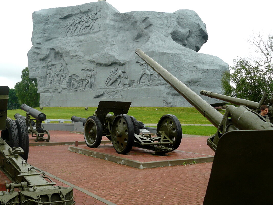 Молодость моя. Брестская крепость - олег свирский 