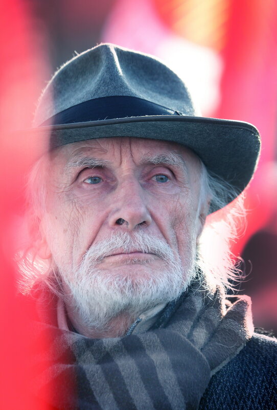 23 февраля на Театральной - Михаил Бибичков