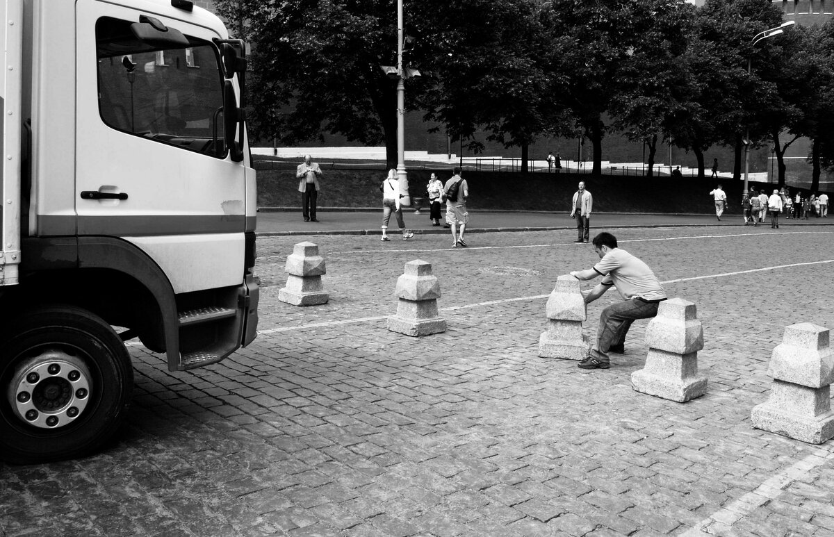 *** - Сергей Золотавин