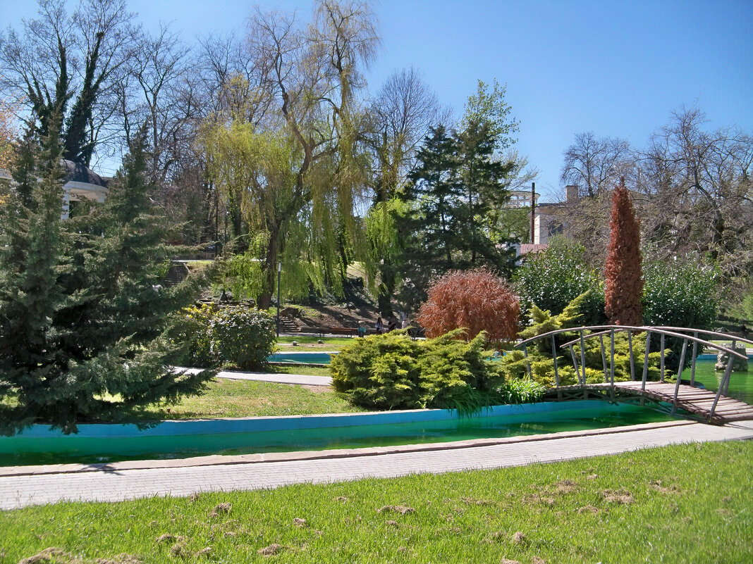 Весна в горсаду - Валентин Семчишин Весна в горсаду - Валентин Семчишин