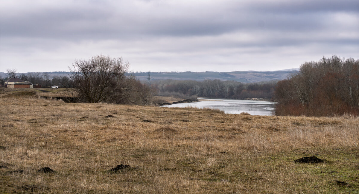 Река Кубань, Успенский район - Игорь Сикорский Река Кубань, Успенский район - Игорь Сикорский