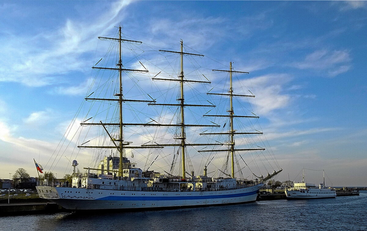 Наш "МИР" - В.И 