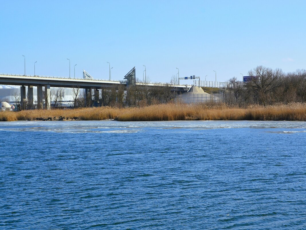 Ростов-на-Дону. Февральский ледоход на реке Дон. - Пётр Чернега