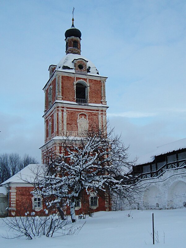 Колокольня с церковью Богоявления Господня.(Между 1768 и 1777.) - Лидия Бусурина