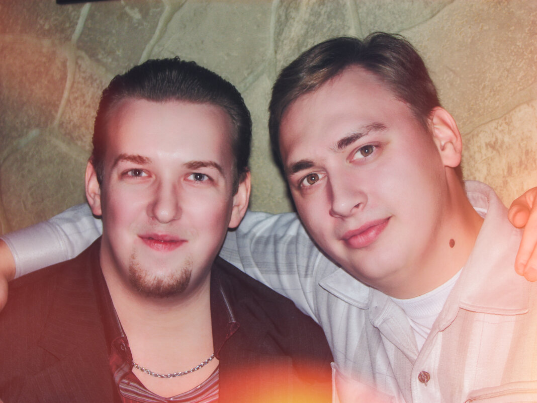 Дружба в фокусе: мой день рождения с другом в 2008 году - Джованни Луче