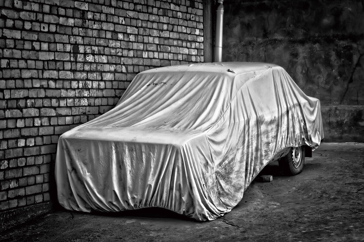 И мы грустим о жизни уходящей - Игорь И мы грустим о жизни уходящей - Игорь