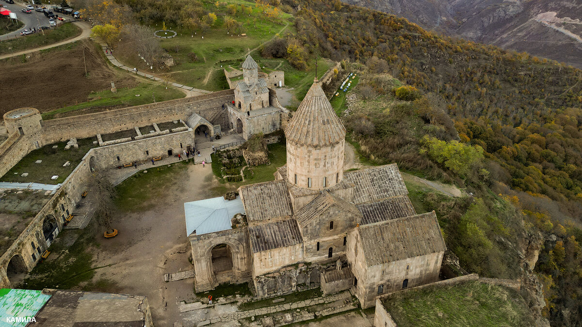 НЕПРИСТУПНЫЕ СКАЛЫ ТАТЕВА! - Mila .