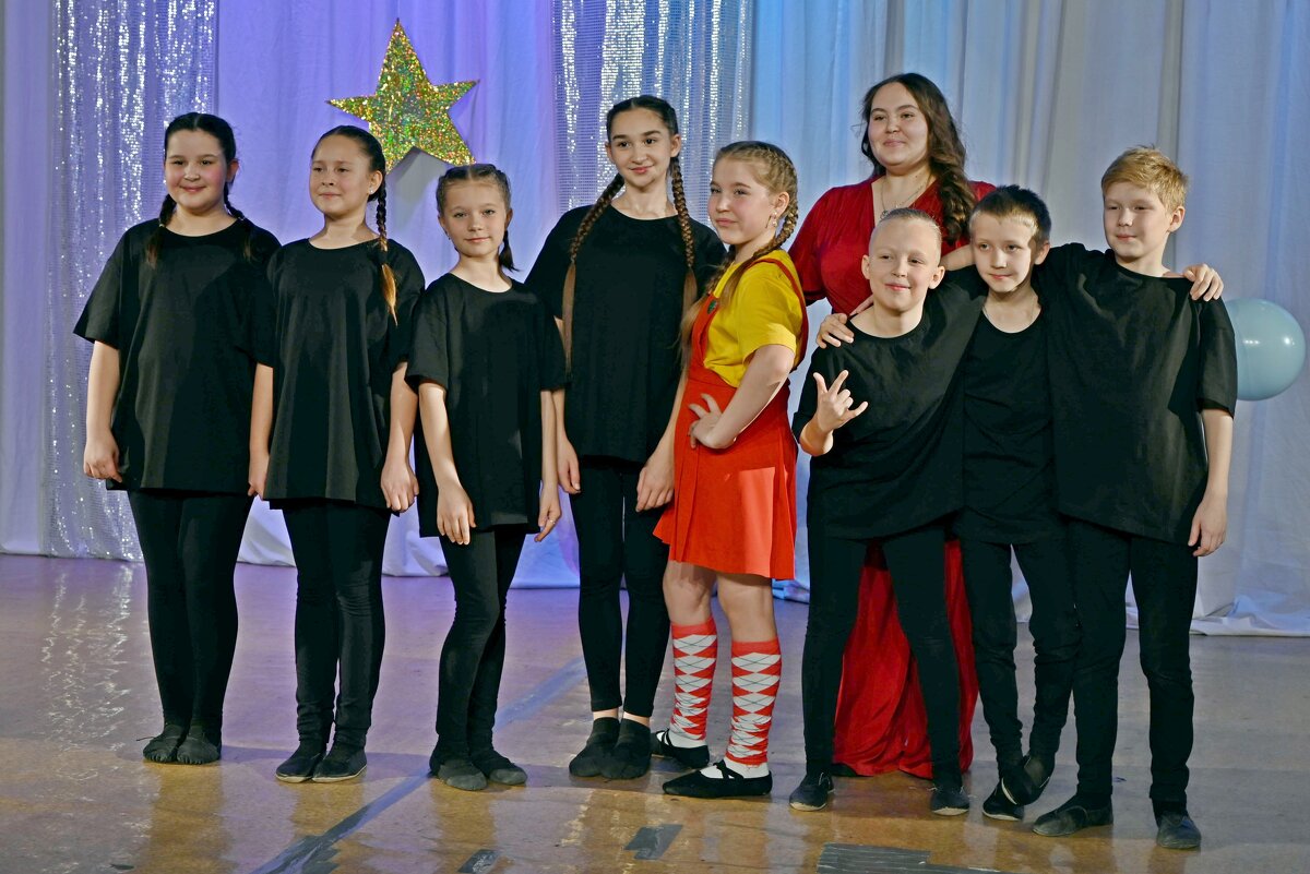 Театральный кружок. - ВикТор Быстров Театральный кружок. - ВикТор Быстров