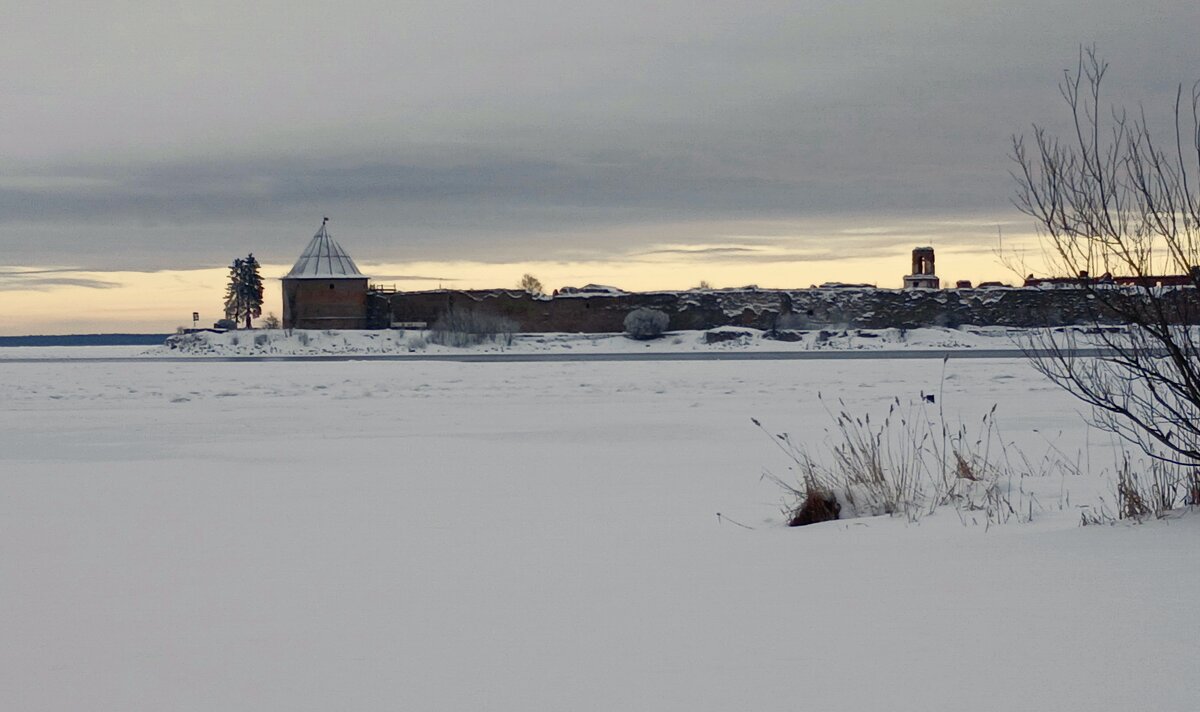 Крепость Орешек - Наталья Герасимова