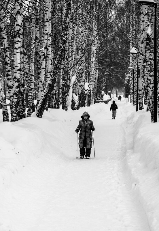 **** - Игорь Николаев