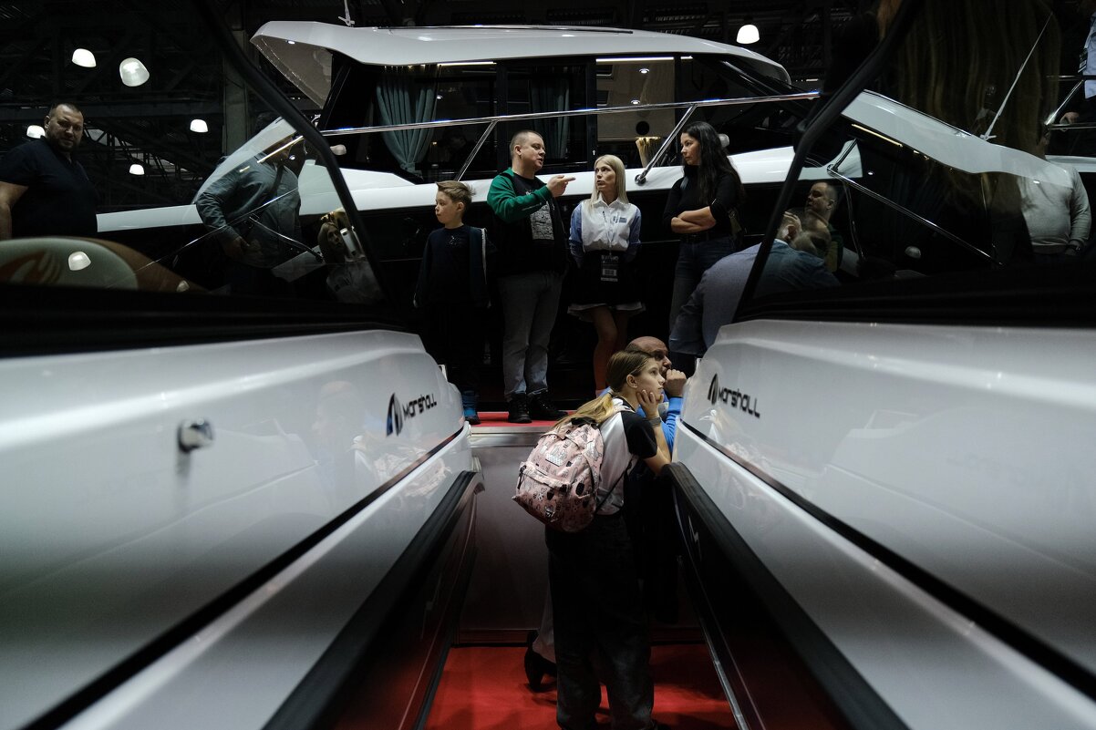 "Семь футов под килём" - Сергей Золотавин "Семь футов под килём" - Сергей Золотавин