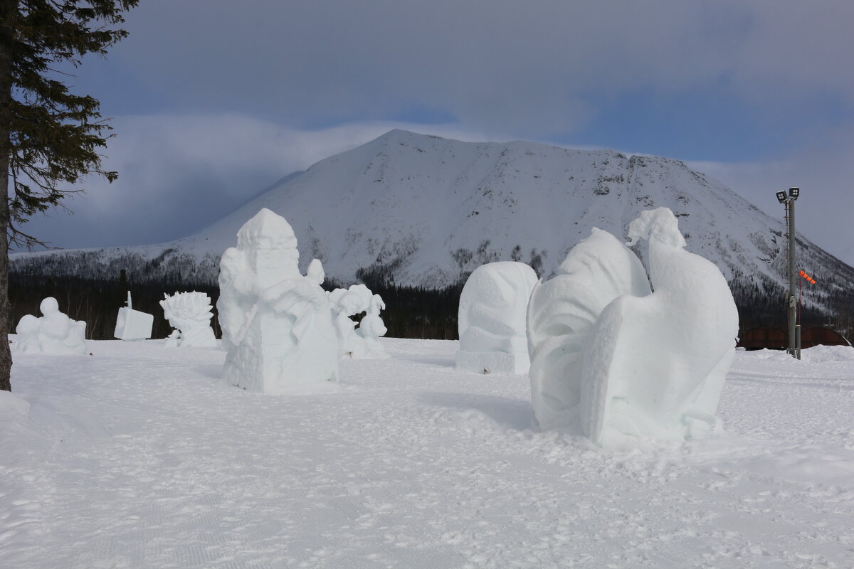 У весенних Хибин - Ольга У весенних Хибин - Ольга