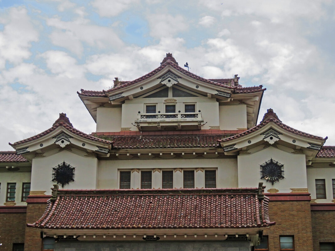 Сахалинский областной краеведческий музей - детали - ИРЭН@ .