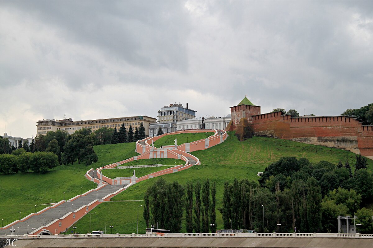 Чкаловская лестница и Нижегородский кремль - Любовь Сахарова