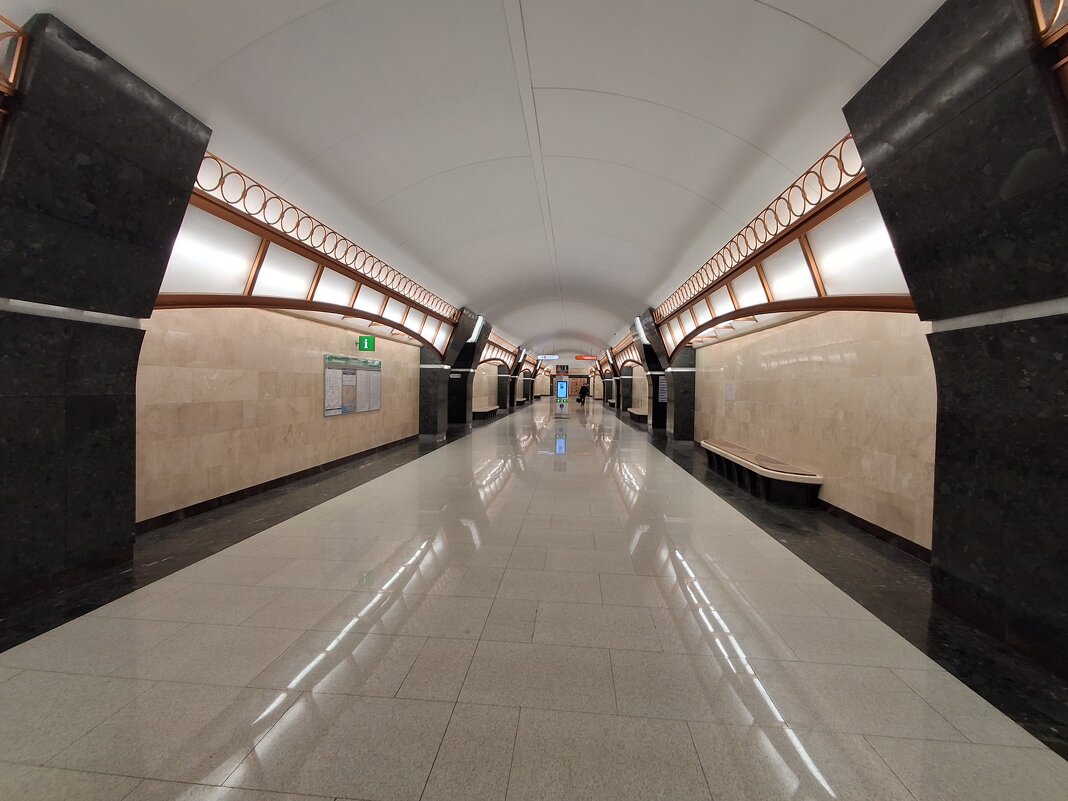 Подземка - Татьяна Гузева