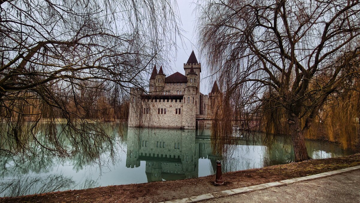 Замок Шато- Эркен - Мариша 