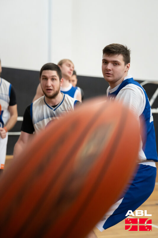 Полёт мяча. - Екатерина Рябинина