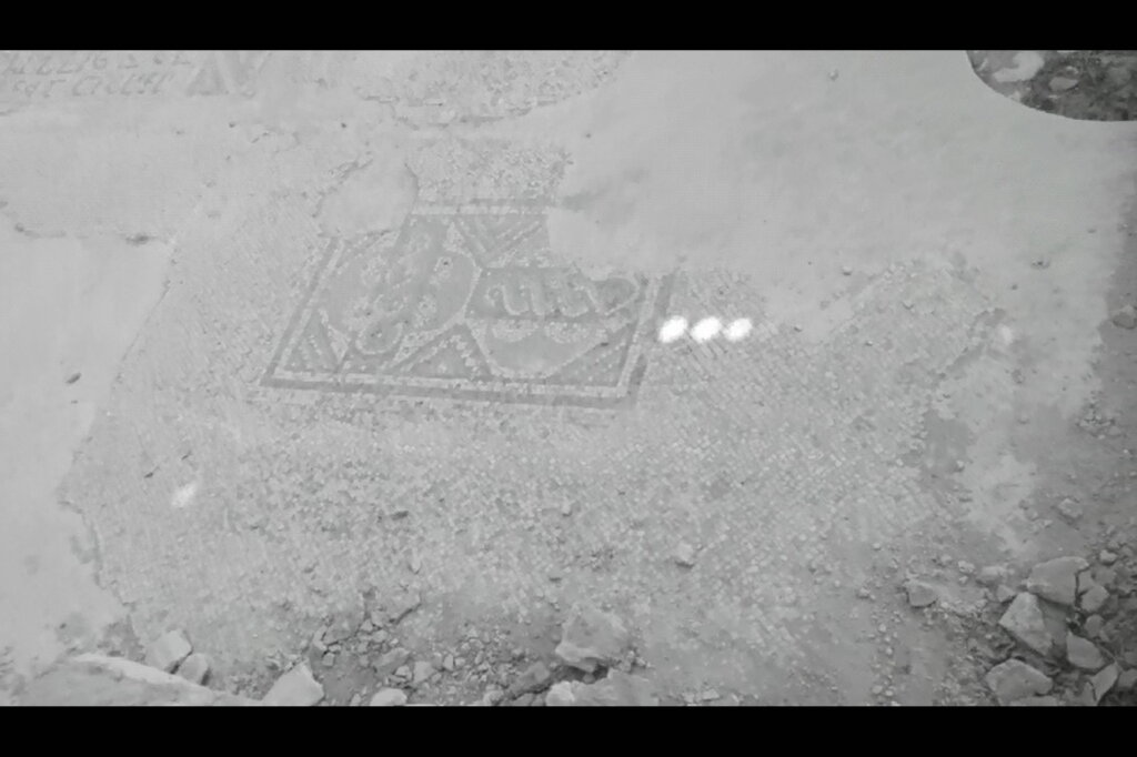 115 (186) - CLOSE WAYS ALL