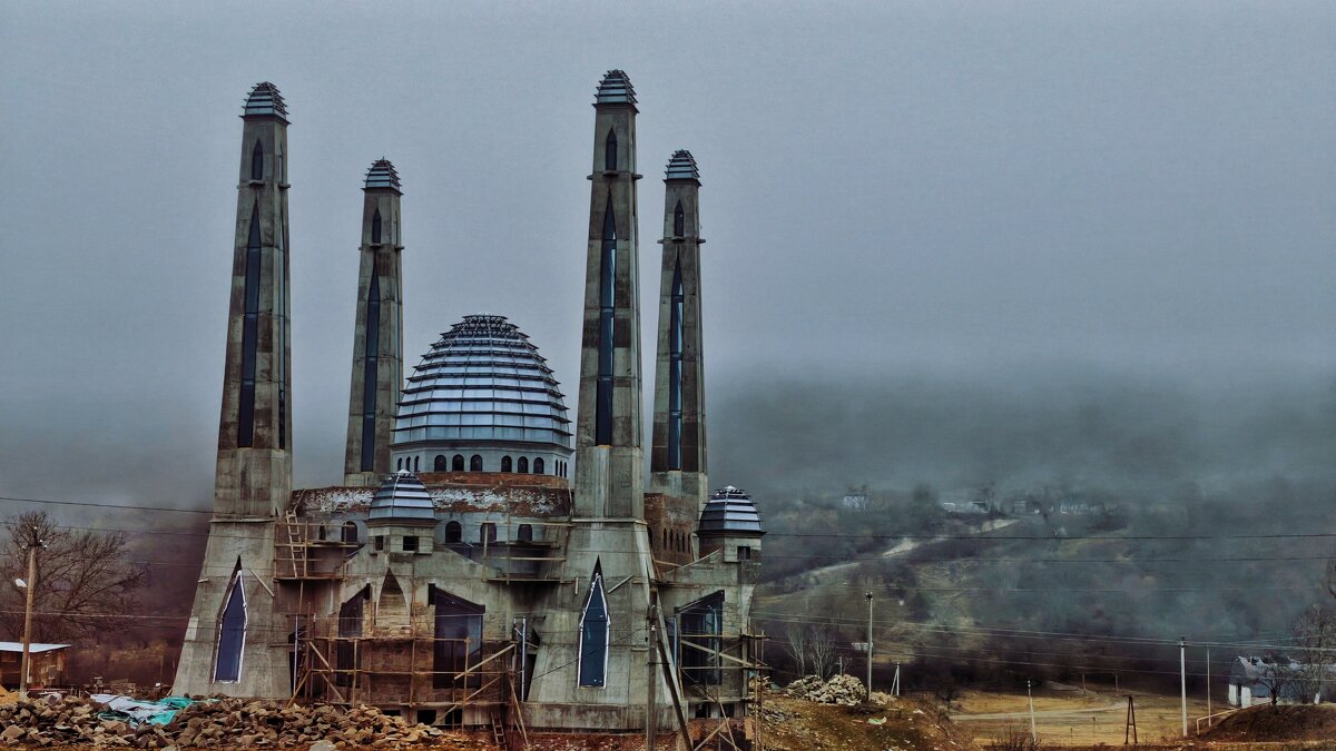 Строящаяся мечеть в горном ауле - Мариша 