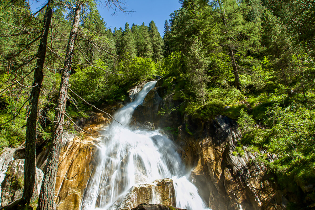 Водопад. - Lucy Schneider 