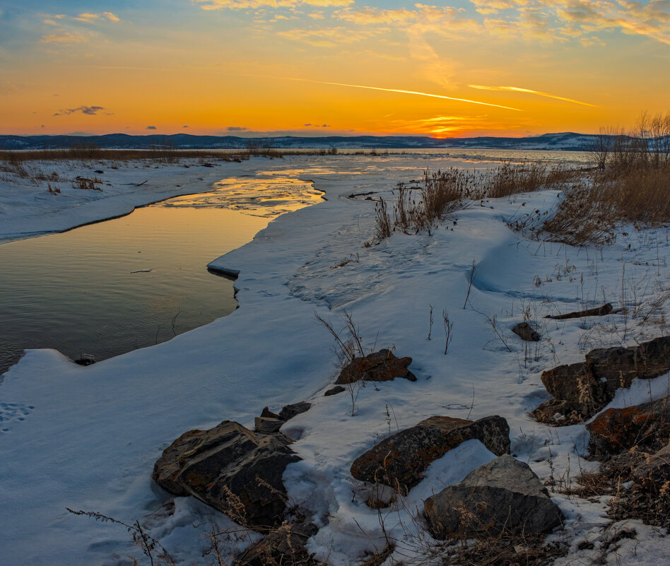 *** - Алексей Мезенцев