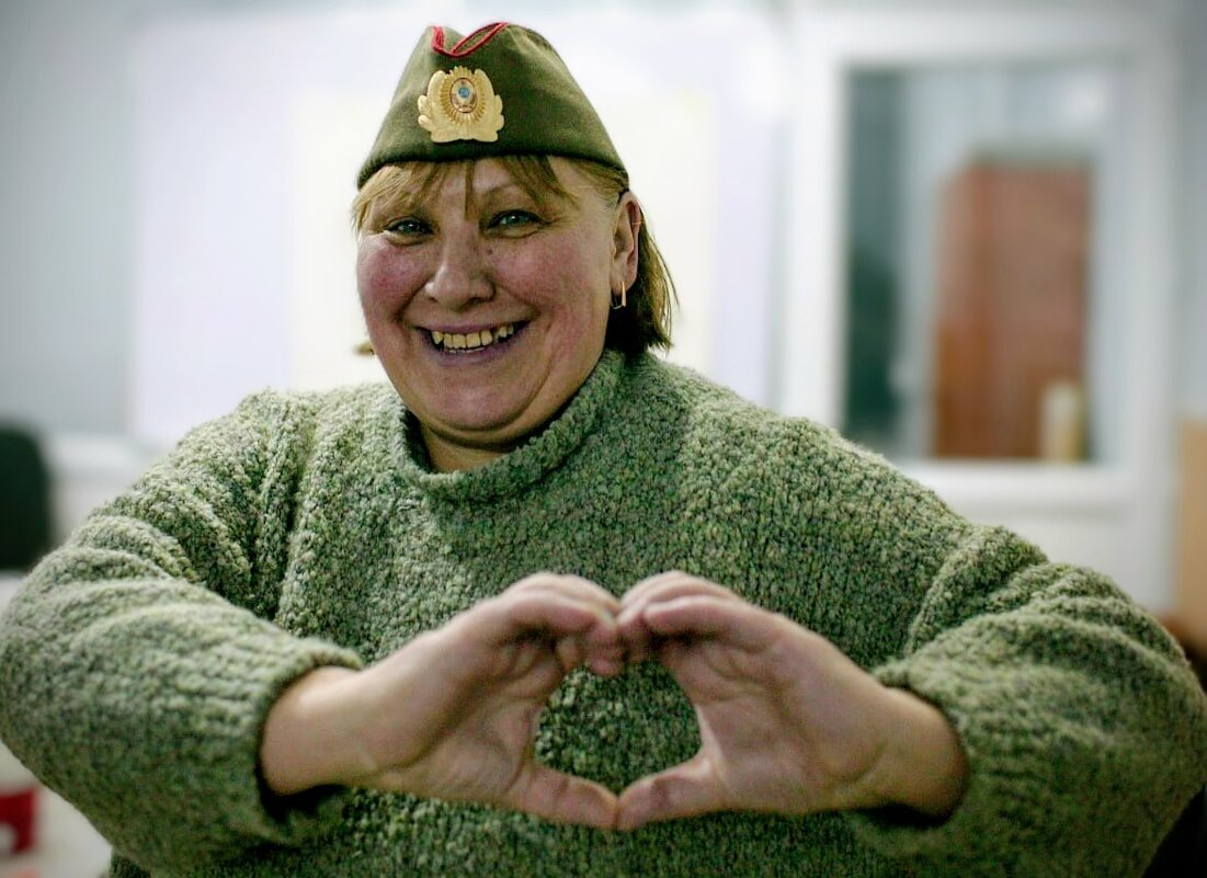 А я люблю военных... - Георгиевич 