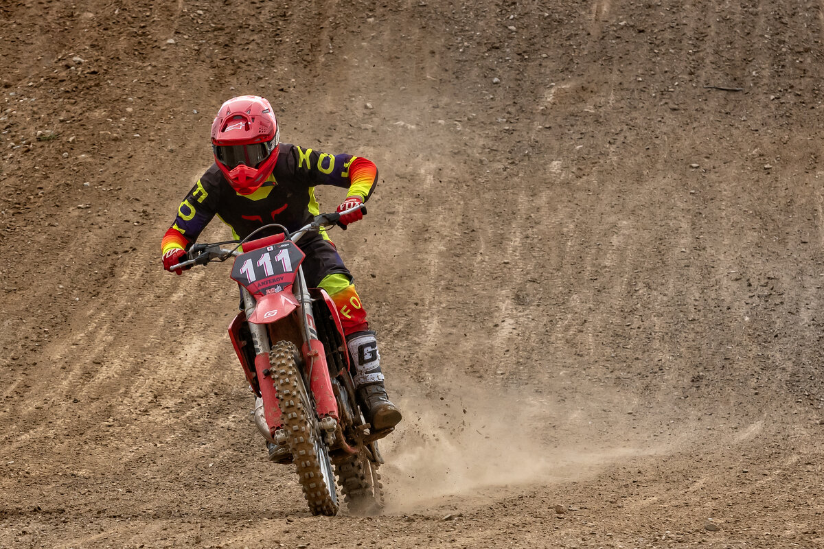 ****** - Вячеслав Овчинников