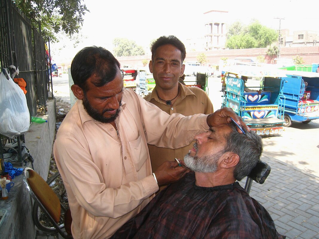 Я тебе твою козлиную бородку щас быстро подрежу! - unix (Илья Утропов) Я тебе твою козлиную бородку щас быстро подрежу! - unix (Илья Утропов)