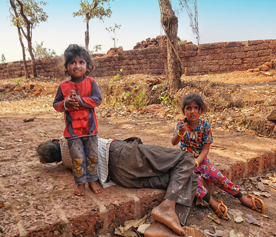 *** - Алексей Карташев