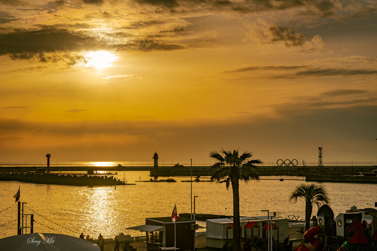 В порту - Сергей Митянин