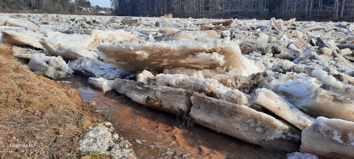 Ледоход на реке - Liudmila LLF