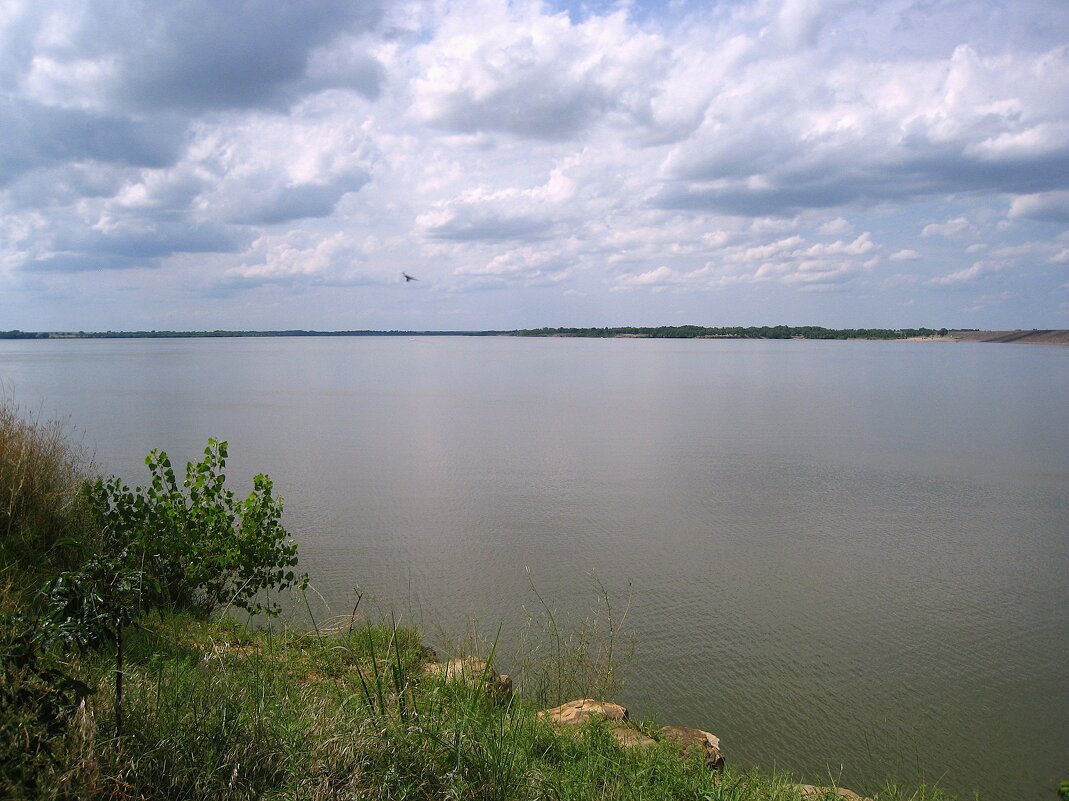 Озеро Канополис в американском штате Канзас. - unix (Илья Утропов) Озеро Канополис в американском штате Канзас. - unix (Илья Утропов)