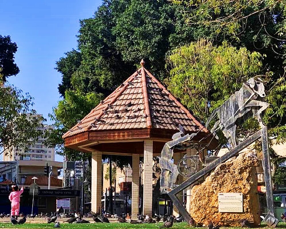 ЛОШАДКА   ИДУЩАЯ   В   ГОРУ - Анатолий Малобродский