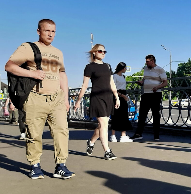 *** - Владимир Захаров