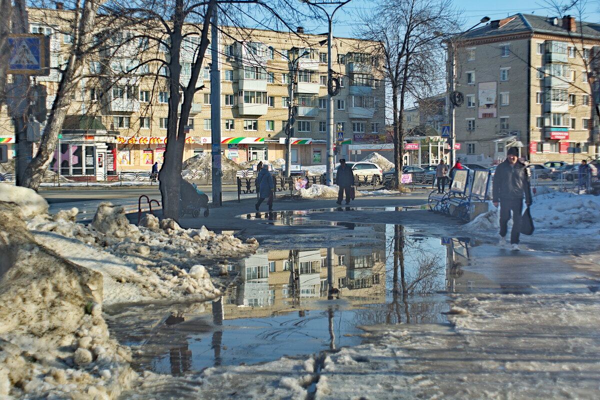 Романтика марта. - Михаил Полыгалов