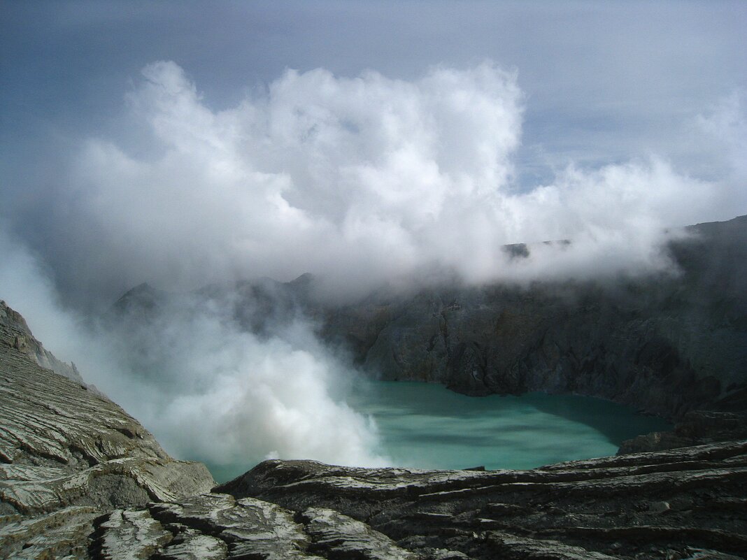 Нв вулкане Иджен, в Индонезии. - unix (Илья Утропов)