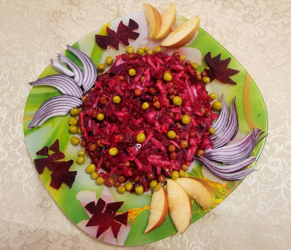 Свекольный салат - Галина Нестратова Свекольный салат - Галина Нестратова